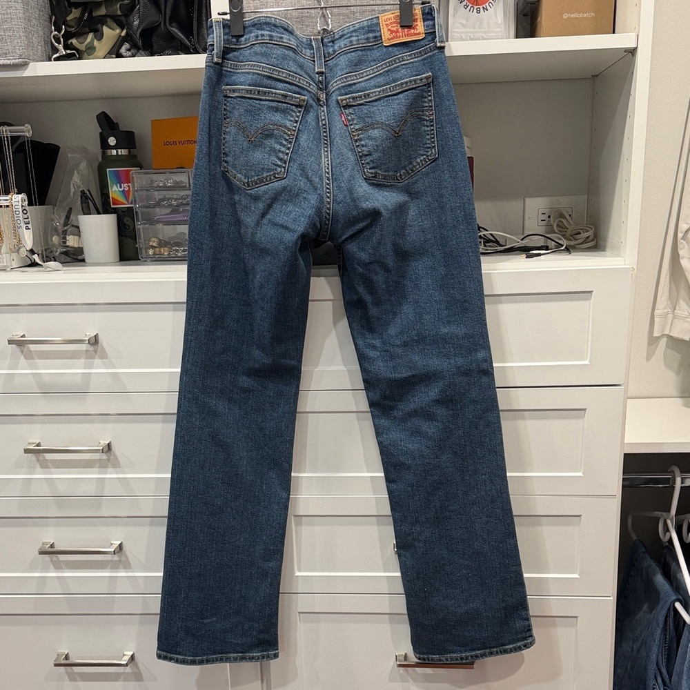 Levi's Women’s Classic Indigo Straight Jeans